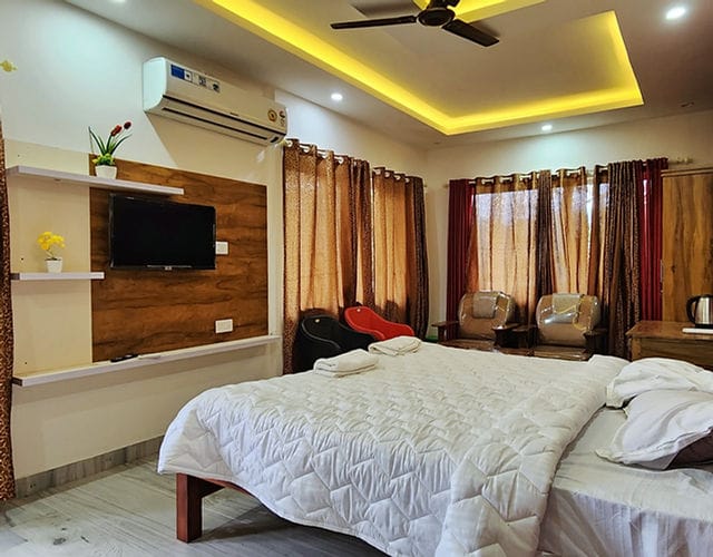 2 Bed AC Room